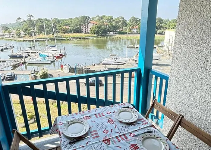 Avec Terrasse, Parking Et Vue Sur Port A - Fr-1-413-130 * كابروتو